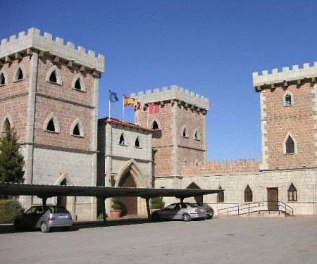 El Torreon Del Miguelete Hotell Miguel Esteban Eksteriør bilde