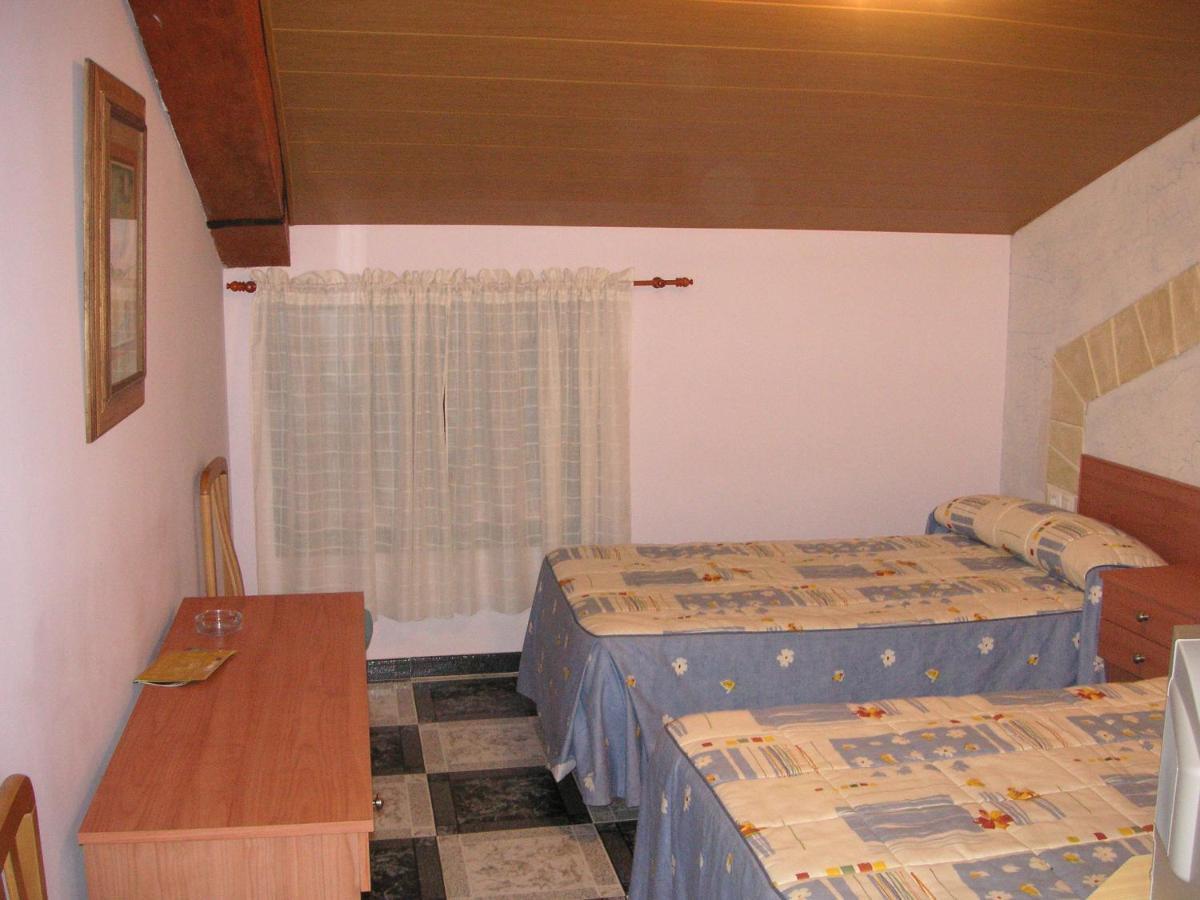 El Torreon Del Miguelete Hotell Miguel Esteban Eksteriør bilde